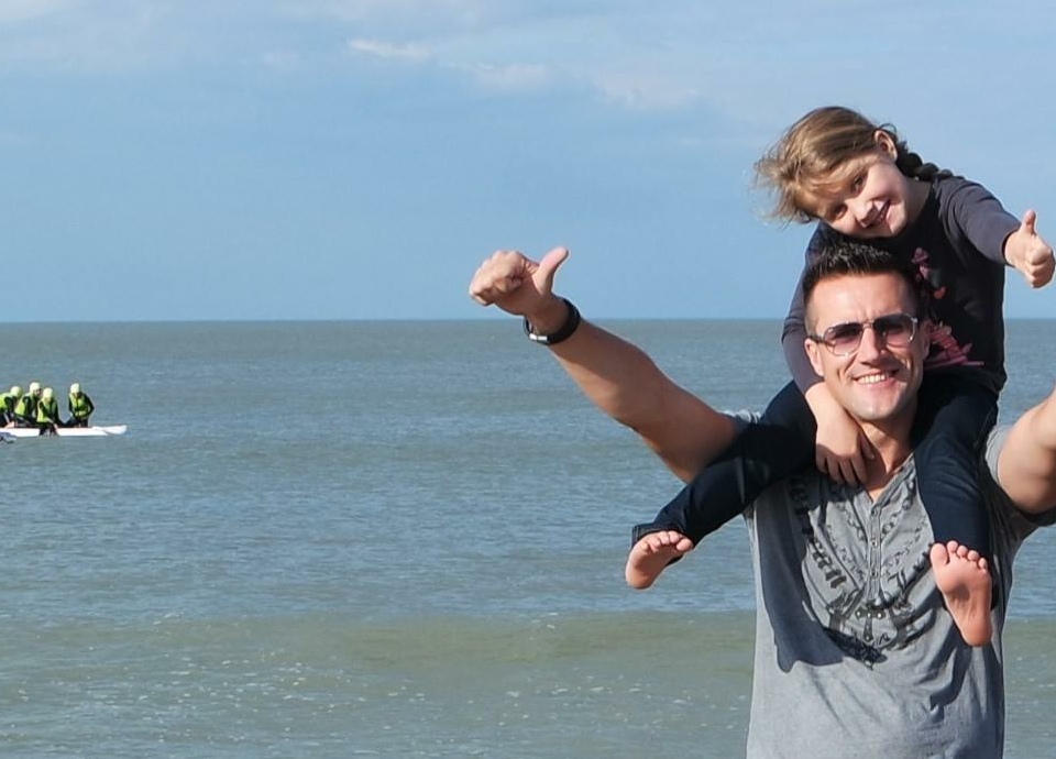 Nathan Ultee op het strand